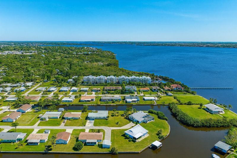 Local Overlay Installation in Ellenton, FL