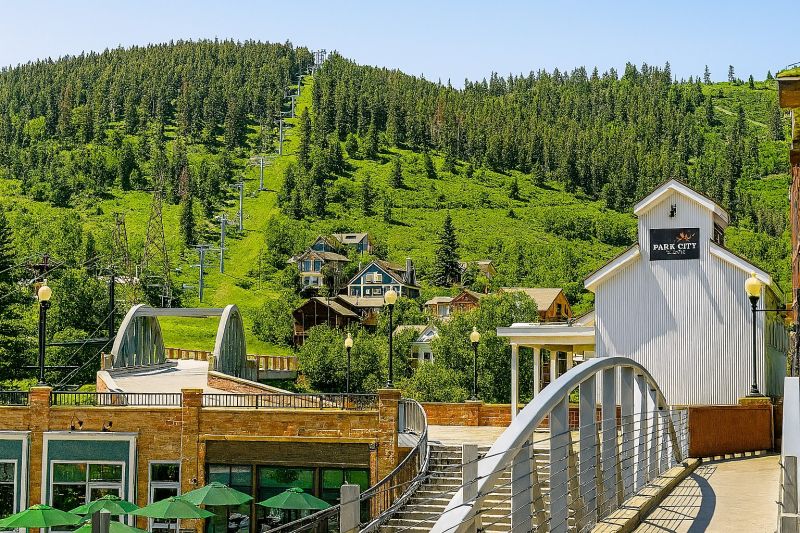 Local Overlay Installation in Park City, UT